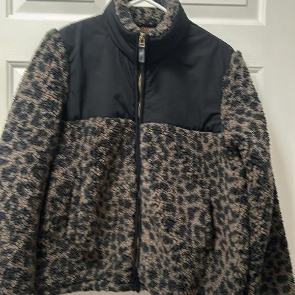 P.J.Salvage Faux Fur Jacket / Coat Size Medium - Picture 5 of 15